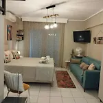 Cozy Studio, 1min From Kamara