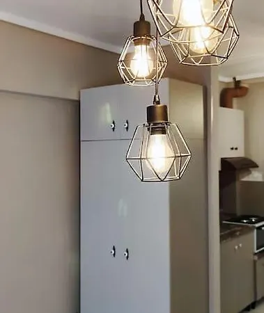 Cozy Studio, 1min From Kamara Apartament *