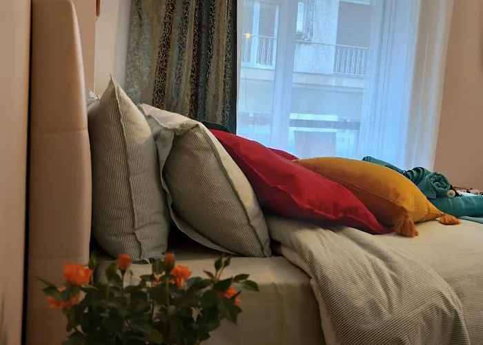 Cozy Studio, 1min From Kamara Apartamento