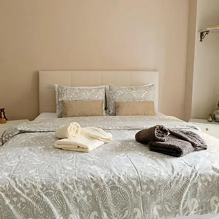 Cozy Studio, 1min From Kamara * Thessaloniki